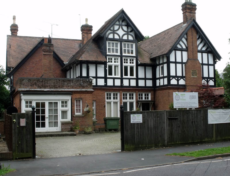 Essex Lodge Osborne Road & Bolton Ave The Royal Windsor Forum